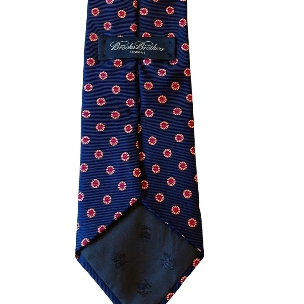 Brooks Brothers 100% silk